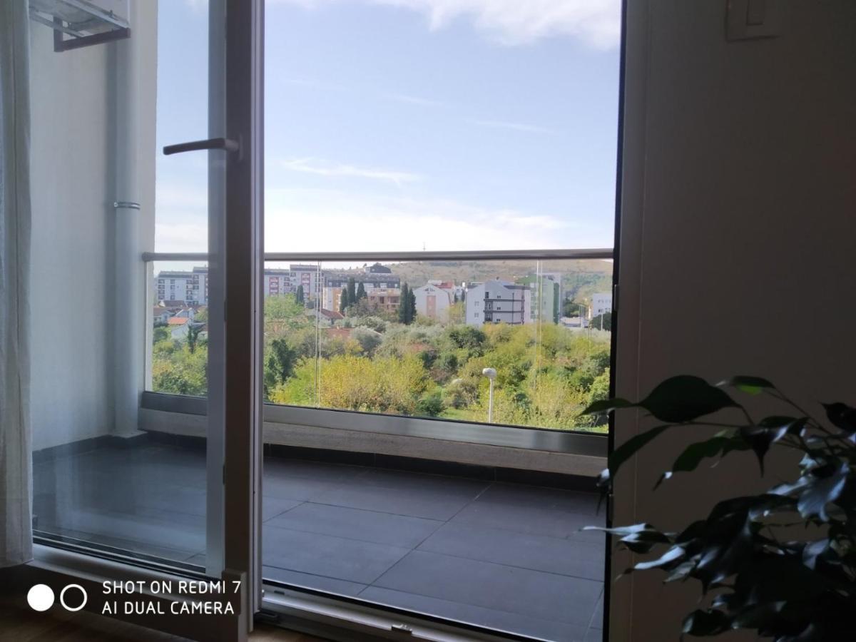 Aga Apartman Podgorica Exterior foto